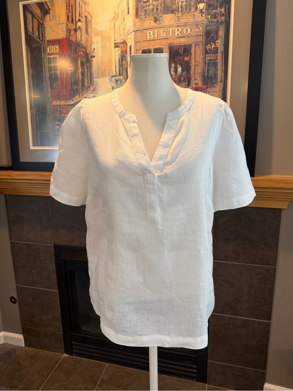 White Linen Split-V Neck Short Sleeve Top